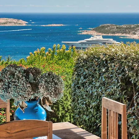 Amazing Sea View Big Pevero Vakantiehuis *